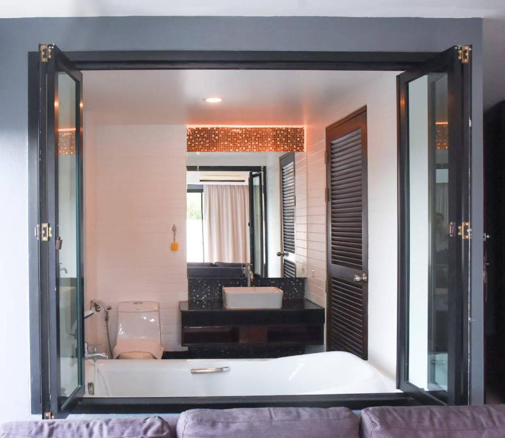 Coco Boutique Hotel Patong Exteriör bild