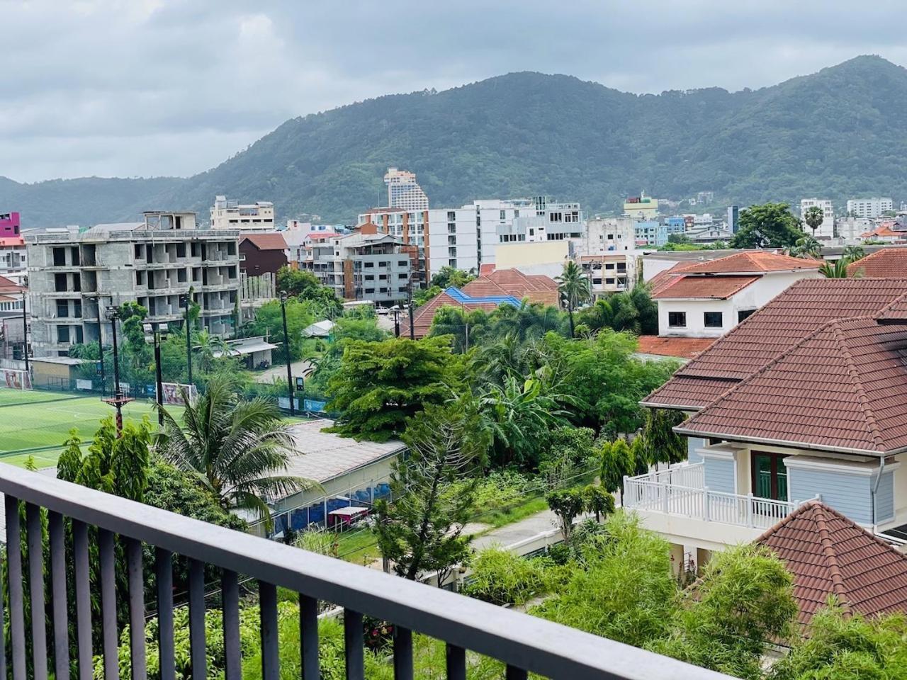 Coco Boutique Hotel Patong Exteriör bild